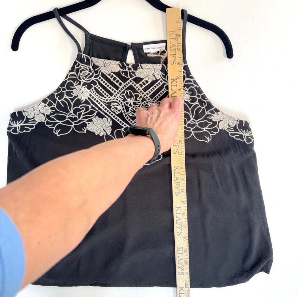 Love on a Hanger Womens Medium Black Embroidered Tank Top Boho Chic Sleeveless - Picture 8 of 10